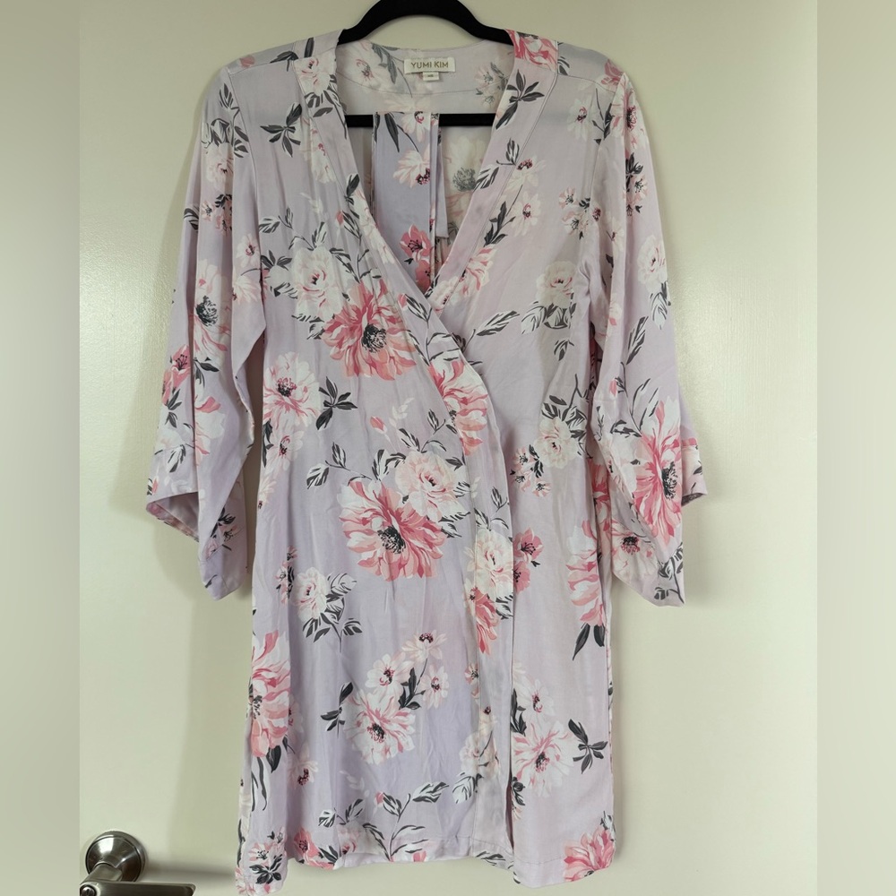 Yumi Kim- Dream Lover Floral Robe size XS, used